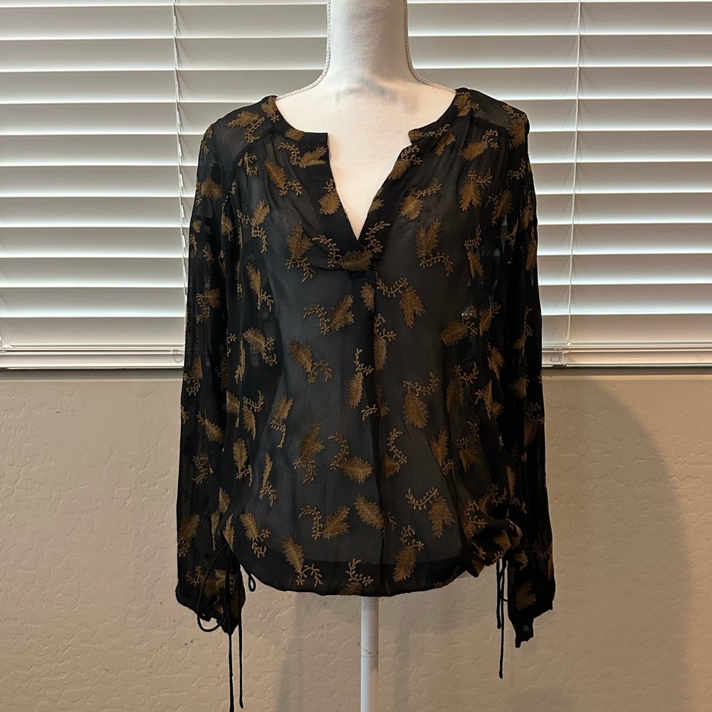 Wrap London Margot Blouse - Picture 2 of 11